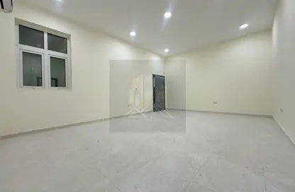 Apartment - 2 Bedrooms - 2 Bathrooms for rent in Khalifa City A Villas - Khalifa City A - Khalifa City - Abu Dhabi