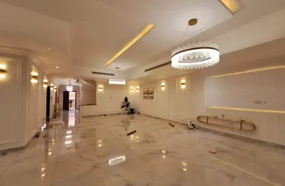 Villa - 5 Bedrooms - 6 Bathrooms for rent in Rabdan - Abu Dhabi