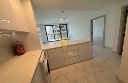 Apartment - 1 Bedroom - 2 Bathrooms for sale in Lumina Vista Residences - Jumeirah Village Circle - Dubai