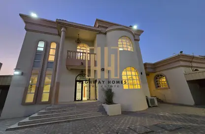 فيلا - 6 غرف نوم - 7 حمامات للبيع في سمنان - حلوان - الشارقة