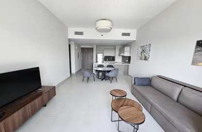 Apartment - 2 Bedrooms - 3 Bathrooms for rent in SOL Bay - Business Bay - Dubai