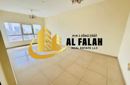 شقة - 2 غرف نوم - 3 حمامات للايجار في شارع التعاون الجديد - التعاون - الشارقة