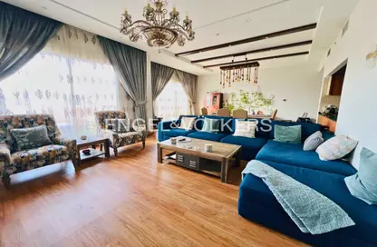 Apartment - 2 Bedrooms - 3 Bathrooms for rent in Maple 1 - Emirates Gardens 2 - Jumeirah Village Circle - Dubai