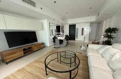 Apartment - 1 Bedroom - 2 Bathrooms for rent in Tala Tower - Marina Square - Al Reem Island - Abu Dhabi