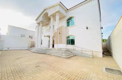 صورة لـ منزل خارجي فيلا للايجار في مسجد حي هزاع - المطارد - العين ، صورة رقم 1