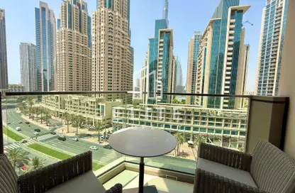 Apartment - 3 Bedrooms - 5 Bathrooms for sale in Vida Residence Downtown - Downtown Dubai - Dubai