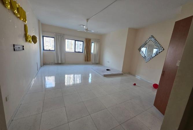 15328330 - Property Main Image