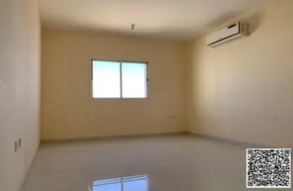 شقة - غرفة نوم - 2 حمامات للايجار في الجرف الصناعية 3 - الجرف الصناعية - عجمان