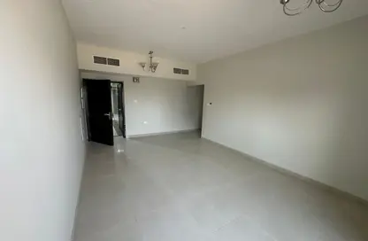 Apartment - 2 Bedrooms - 3 Bathrooms for rent in Al Jurf Industrial 3 - Al Jurf Industrial - Ajman
