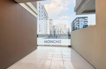 Apartment - 1 Bedroom - 2 Bathrooms for rent in Jumeirah Garden City - Al Satwa - Dubai