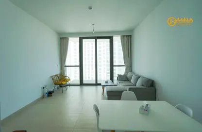 صورة لـ غرفة المعيشة / غرفة الطعام شقة - 2 غرف نوم - 2 حمامات للايجار في داون تاون فيوز - دبي وسط المدينة - دبي ، صورة رقم 1