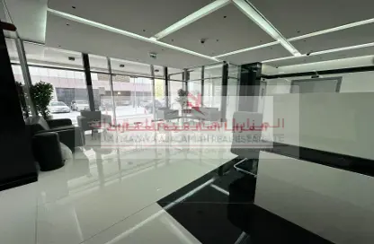 شقة - 3 غرف نوم - 3 حمامات للايجار في 2 زاخر تاور - أبراج زاخر - التعاون - الشارقة