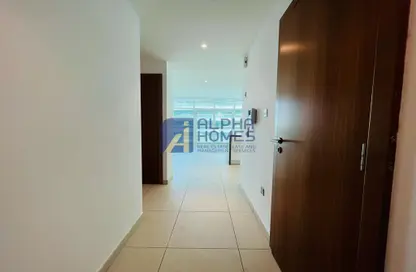 Hall / Corridor image for: Apartment - 1 Bedroom - 2 Bathrooms for rent in Al Naseem Residences B - Al Bandar - Al Raha Beach - Abu Dhabi, Image 1