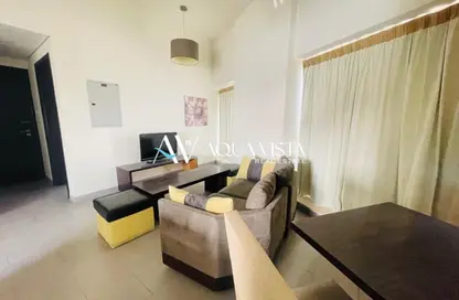 شقة - 2 غرف نوم - 2 حمامات للايجار في الجسر - مدينة دبي الرياضية - دبي