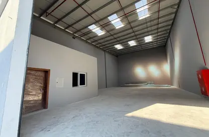 Warehouse - Studio - 1 Bathroom for rent in Al Sajaa Industrial - Al Sajaa - Sharjah