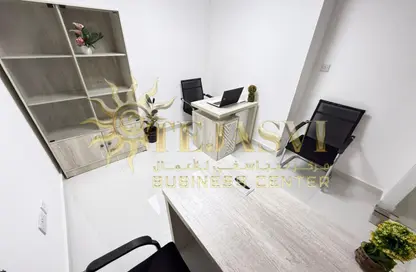 Office Space - Studio - 1 Bathroom for rent in Silver Home Building - Hor Al Anz - Deira - Dubai