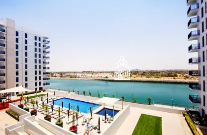 Apartment - 2 Bedrooms - 2 Bathrooms for rent in Waters Edge - Yas Island - Abu Dhabi