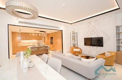 صورة لـ غرفة المعيشة / غرفة الطعام شقة - 2 غرف نوم للبيع في عزيزي فينيسيا - دبي الجنوب (مركز دبي العالمي) - دبي ، صورة رقم 1
