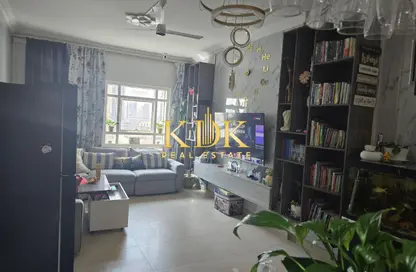 Apartment - 2 Bedrooms - 3 Bathrooms for sale in Plaza Residences 2 - Plaza Residences - District 13 - Jumeirah Village Circle - Dubai