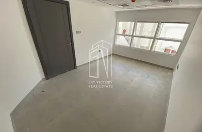 Office Space - Studio - 1 Bathroom for rent in Al Najda Street - Abu Dhabi