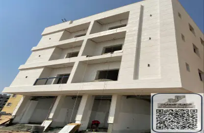 عمارة بالكامل - 6 غرف نوم - 2 حمامات للبيع في العالية - عجمان