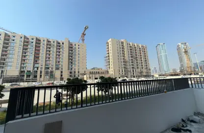 Apartment - 3 Bedrooms - 4 Bathrooms for sale in Jawaher Residences - Maryam Island - Sharjah