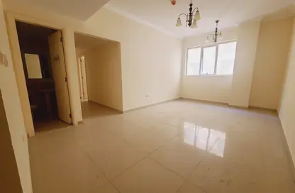 Apartment - 2 Bedrooms - 3 Bathrooms for rent in Hajar Building - Muwaileh Commercial - Sharjah