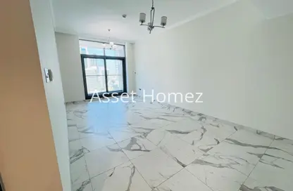 شقة - غرفة نوم - 2 حمامات للايجار في ارت اكس اي في - الخليج التجاري - دبي