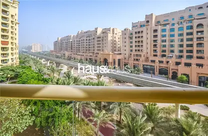 Apartment - 2 Bedrooms - 3 Bathrooms for sale in Al Anbara - Shoreline Apartments - Palm Jumeirah - Dubai