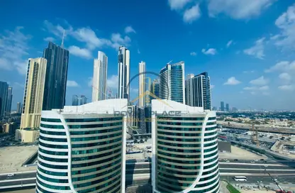 مكتب - استوديو - 2 حمامات للايجار في B2B  برج - الخليج التجاري - دبي