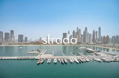 Apartment - 2 Bedrooms - 2 Bathrooms for rent in Palace Beach Residence Tower 1 - Palace Beach Residence - EMAAR Beachfront - Dubai Harbour - Dubai