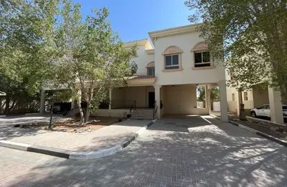 Villa - 3 Bedrooms - 4 Bathrooms for rent in Shakhbout City - Abu Dhabi