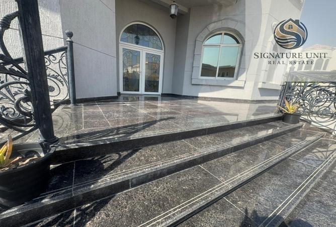 READY TO MOVE EXCELLENT 6-BR in Al Barsha South