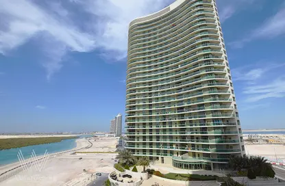 Apartment - 1 Bedroom - 3 Bathrooms for rent in Beach Towers - Shams Abu Dhabi - Al Reem Island - Abu Dhabi