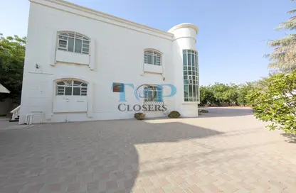 Villa - 5 Bedrooms - 6 Bathrooms for rent in Al Sarooj - Al Ain