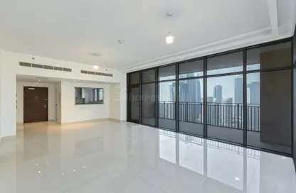 Apartment - 3 Bedrooms - 4 Bathrooms for sale in Boulevard Crescent 1 - BLVD Crescent - Downtown Dubai - Dubai