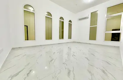 شقة - غرفة نوم - 1 حمام للايجار في مدينة الرياض - أبوظبي