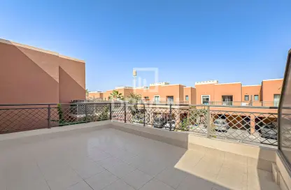 Duplex - 4 Bedrooms - 5 Bathrooms for rent in Seashore - Rabdan - Abu Dhabi