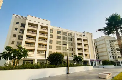 شقة - 2 غرف نوم - 3 حمامات للايجار في 15B البحيرة - لاجون - ميناء العرب - راس الخيمة - رأس الخيمة