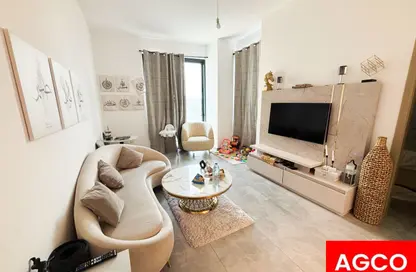 شقة - غرفة نوم - 2 حمامات للبيع في كاتش ريزيدينس لاي جي او - قرية الجميرا سركل - دبي