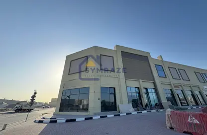 عمارة بالكامل - استوديو - 2 حمامات للايجار في جبل على الصناعية 1 - جبل علي الصناعية - جبل علي - دبي