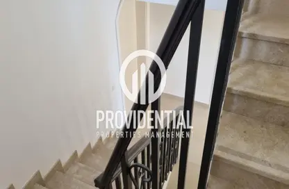 Villa - 5 Bedrooms - 6 Bathrooms for rent in Narjis - Al Raha Golf Gardens - Abu Dhabi