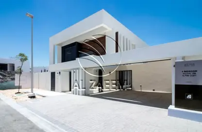 Villa - 4 Bedrooms - 5 Bathrooms for rent in West Yas - Yas Island - Abu Dhabi