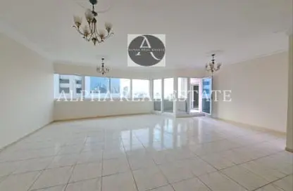 Apartment - 3 Bedrooms - 4 Bathrooms for rent in Al Majaz Tower - Al Majaz - Sharjah