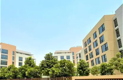 شقة - 1 حمام للبيع في زهور 3 - الزاهية - تجارية مويلح - الشارقة