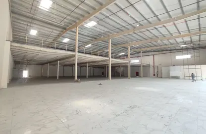 مستودع - استوديو - 4 حمامات للايجار في الجرف 3 - الجرف - عجمان وسط المدينة - عجمان