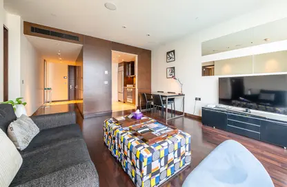 شقة - غرفة نوم - 2 حمامات للبيع في برج خليفة المنطقة 2ب - برج خليفة - وسط مدينة دبي - دبي