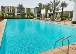 صورةحوض سباحة لـ: تاون هاوس - 4 غرف نوم - 5 حمامات للكراء في ربيع - المرابع العربية 3 - دبي, صورة 1
