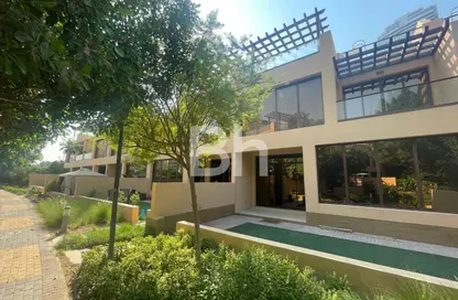 Townhouse - 4 Bedrooms - 5 Bathrooms for rent in Jumeirah Islands Townhouses - Jumeirah Islands - Dubai