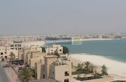 فيلا - 5 غرف نوم - 4 حمامات للبيع في تاون هاوسز قرية الحمرا - قرية الحمرا - رأس الخيمة
